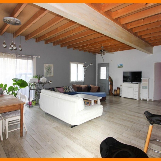  Annonces VAULX EN VELIN : Maison / Villa | DAGNEUX (01120) | 248 m2 | 480 000 € 