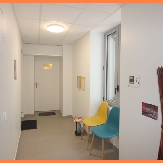  Annonces VAULX EN VELIN : Office | MONTLUEL (01120) | 29 m2 | 105 000 € 