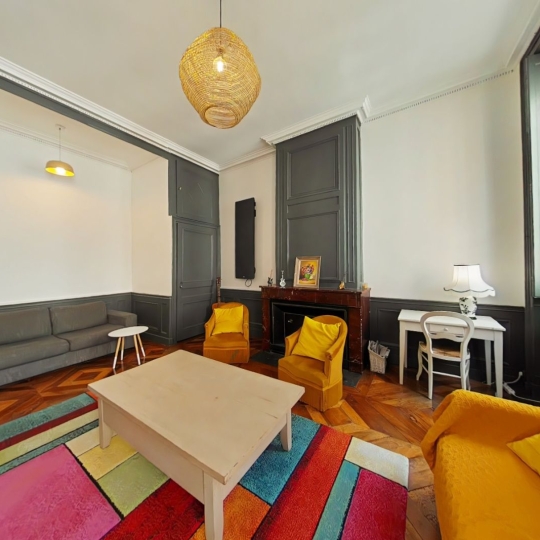  Annonces VAULX EN VELIN : Appartement | LYON (69002) | 85 m2 | 1 515 € 