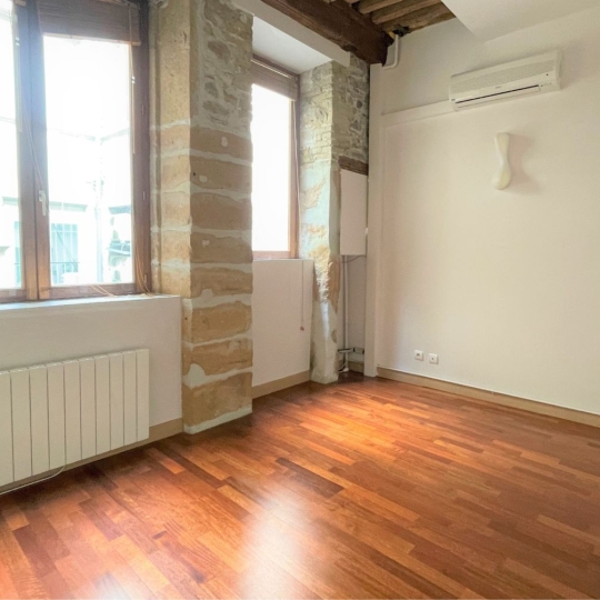  Annonces VAULX EN VELIN : Appartement | LYON (69002) | 69 m2 | 1 157 € 