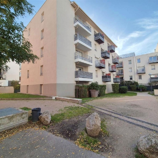 Annonces VAULX EN VELIN : Appartement | PIERRE-BENITE (69310) | 55.00m2 | 190 000 € 