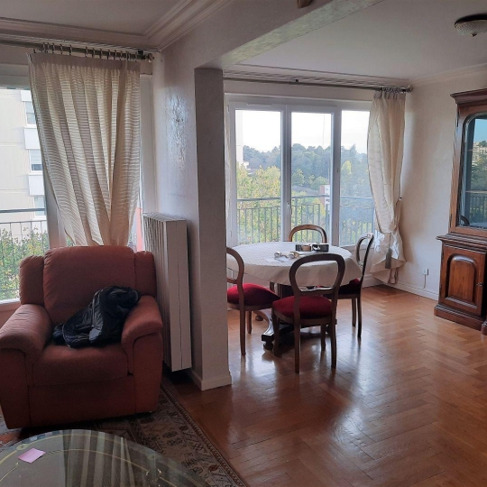  Annonces VAULX EN VELIN : Appartement | SAINTE-FOY-LES-LYON (69110) | 131 m2 | 430 000 € 