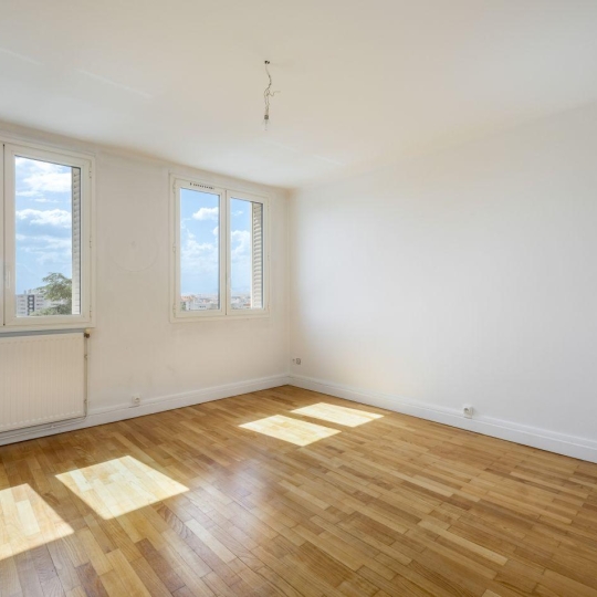  Annonces VAULX EN VELIN : Appartement | LYON (69003) | 53 m2 | 228 000 € 