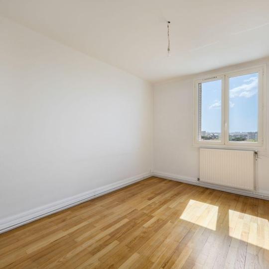  Annonces VAULX EN VELIN : Appartement | LYON (69003) | 53 m2 | 228 000 € 