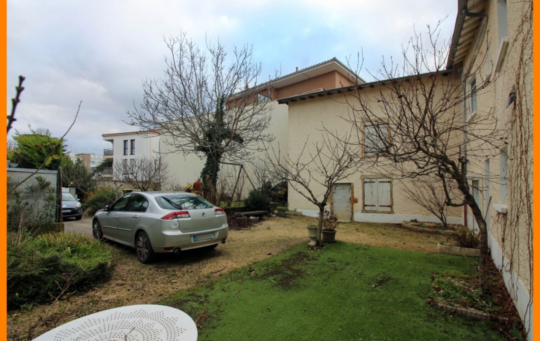 Annonces VAULX EN VELIN : House | RILLIEUX-LA-PAPE (69140) | 126 m2 | 425 000 € 