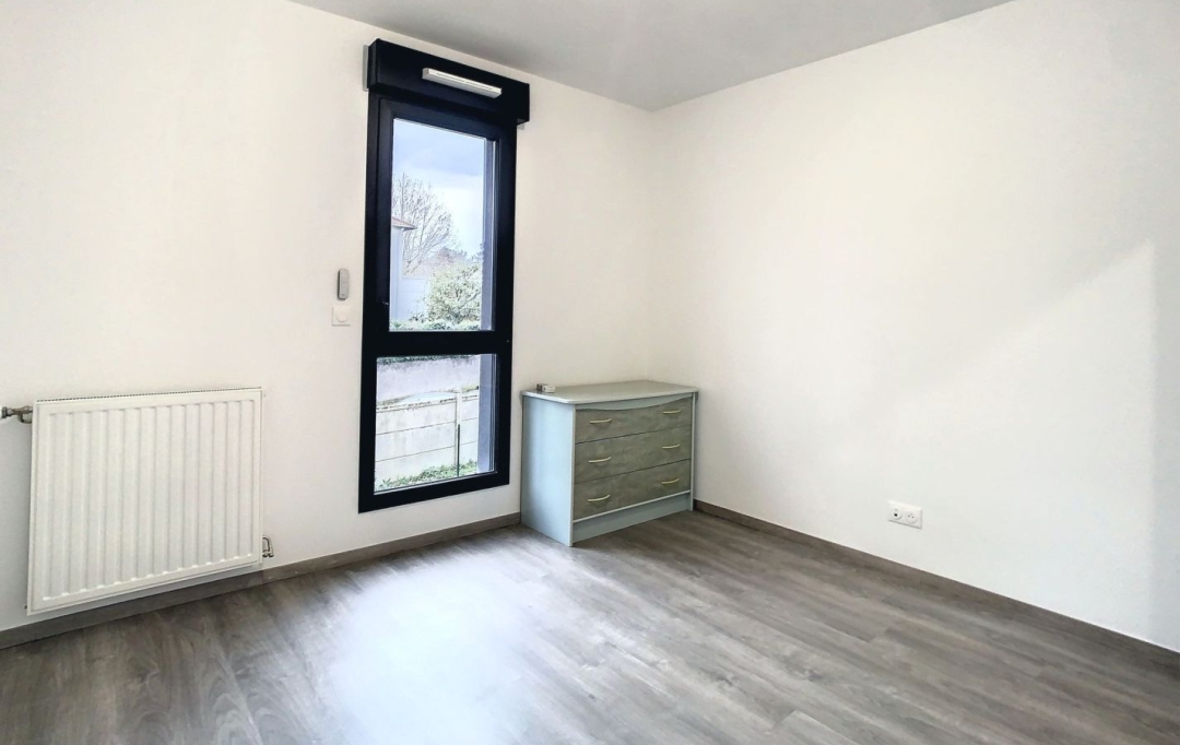 Annonces VAULX EN VELIN : Appartement | FEYZIN (69320) | 49 m2 | 820 € 