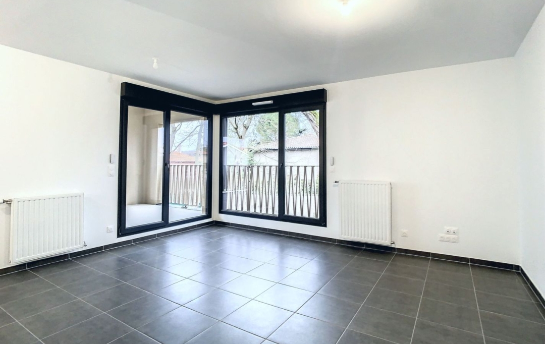 Annonces VAULX EN VELIN : Appartement | FEYZIN (69320) | 49 m2 | 820 € 