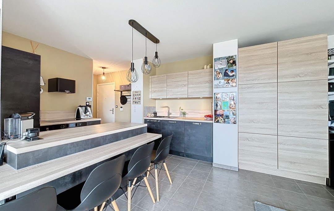 Annonces VAULX EN VELIN : Appartement | ECULLY (69130) | 58 m2 | 309 000 € 