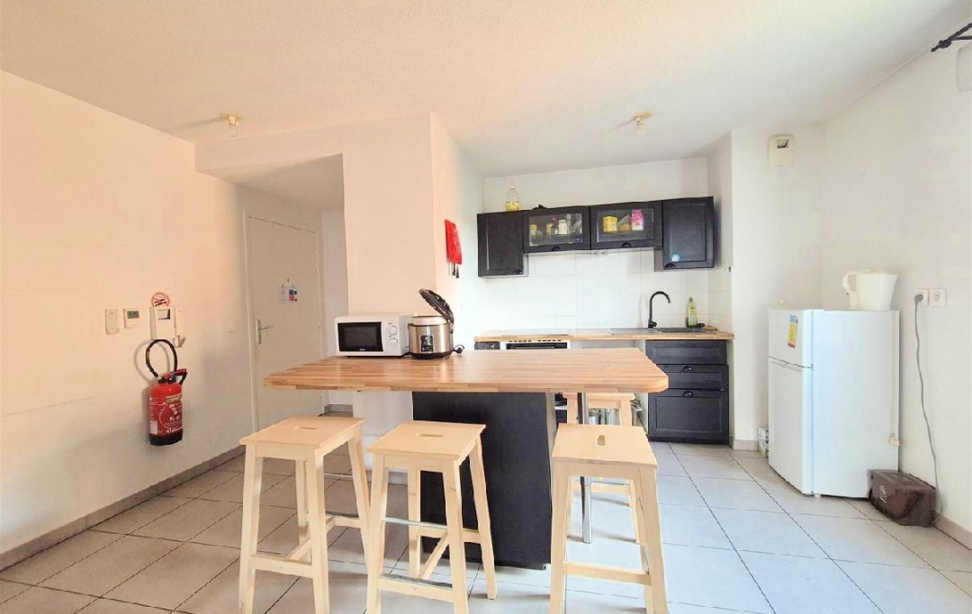 Annonces VAULX EN VELIN : Appartement | PIERRE-BENITE (69310) | 55 m2 | 190 000 € 