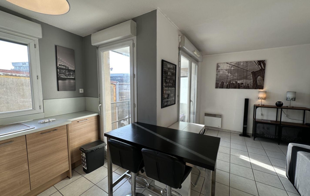 Annonces VAULX EN VELIN : Autres | LYON (69007) | 43 m2 | 250 000 € 