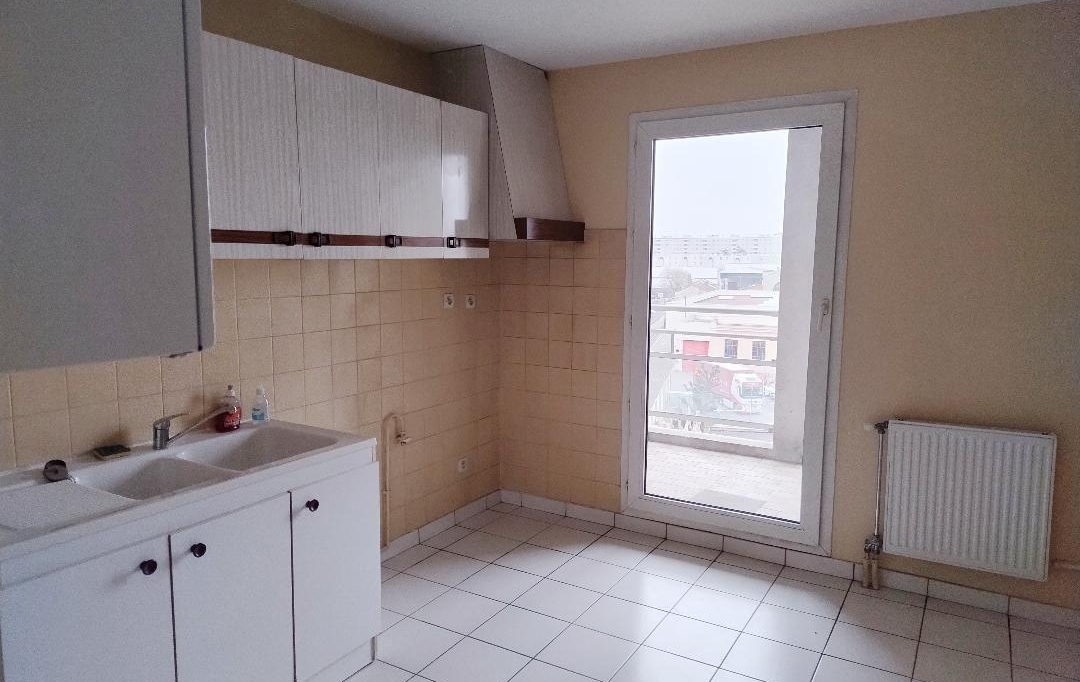 Annonces VAULX EN VELIN : Appartement | LYON (69008) | 85 m2 | 245 000 € 