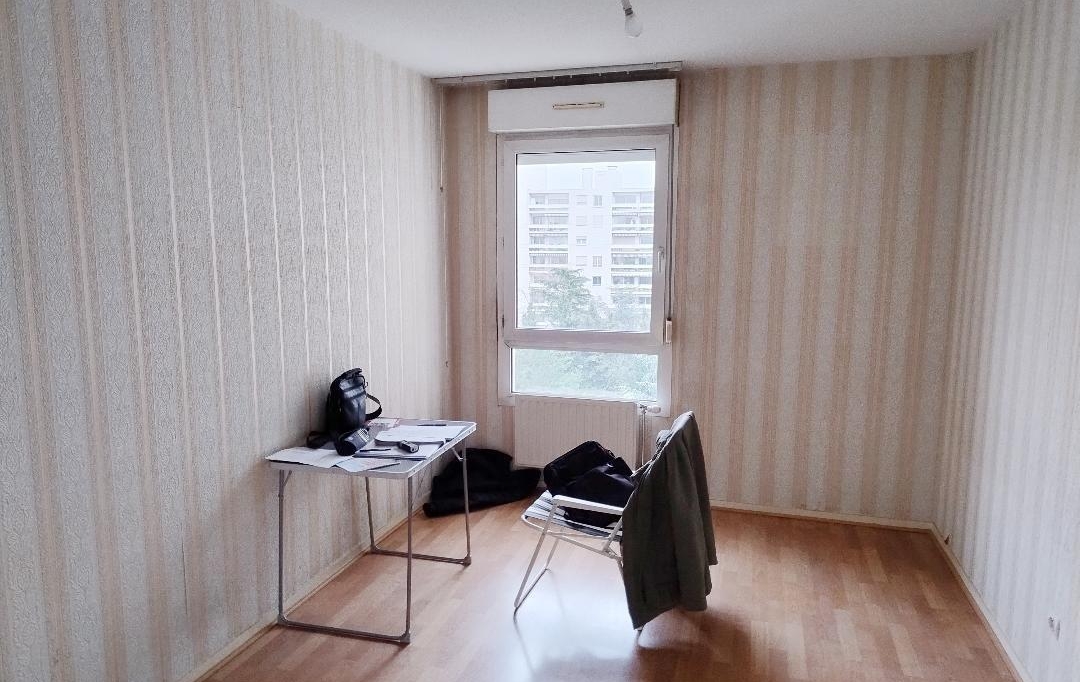 Annonces VAULX EN VELIN : Appartement | LYON (69008) | 85 m2 | 245 000 € 